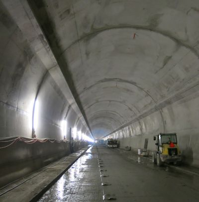 Engineering and tunnel construction